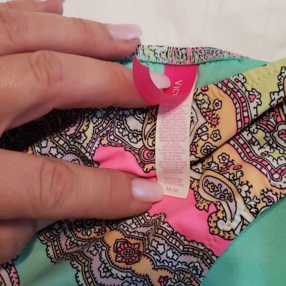 Victoria Secret Filagree Print Bikini - Picture 4 of 9